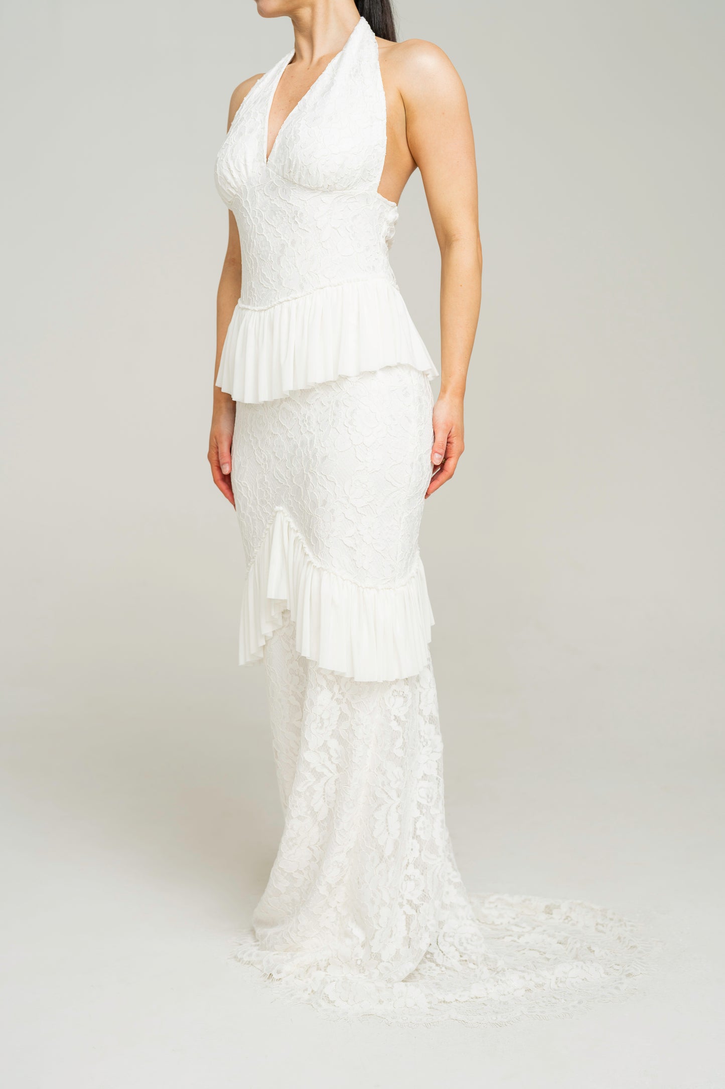 Dantela Gown