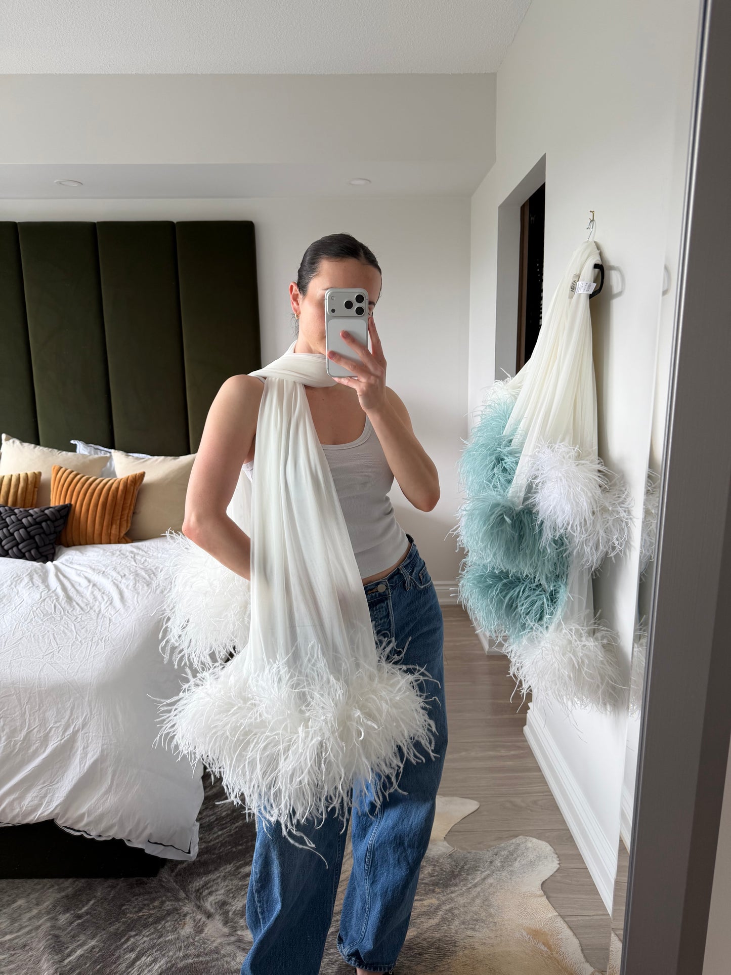 Ivory Ftero Scarf